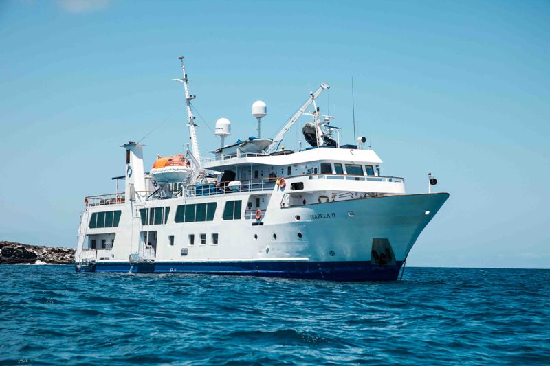 galapagos adventure cruise